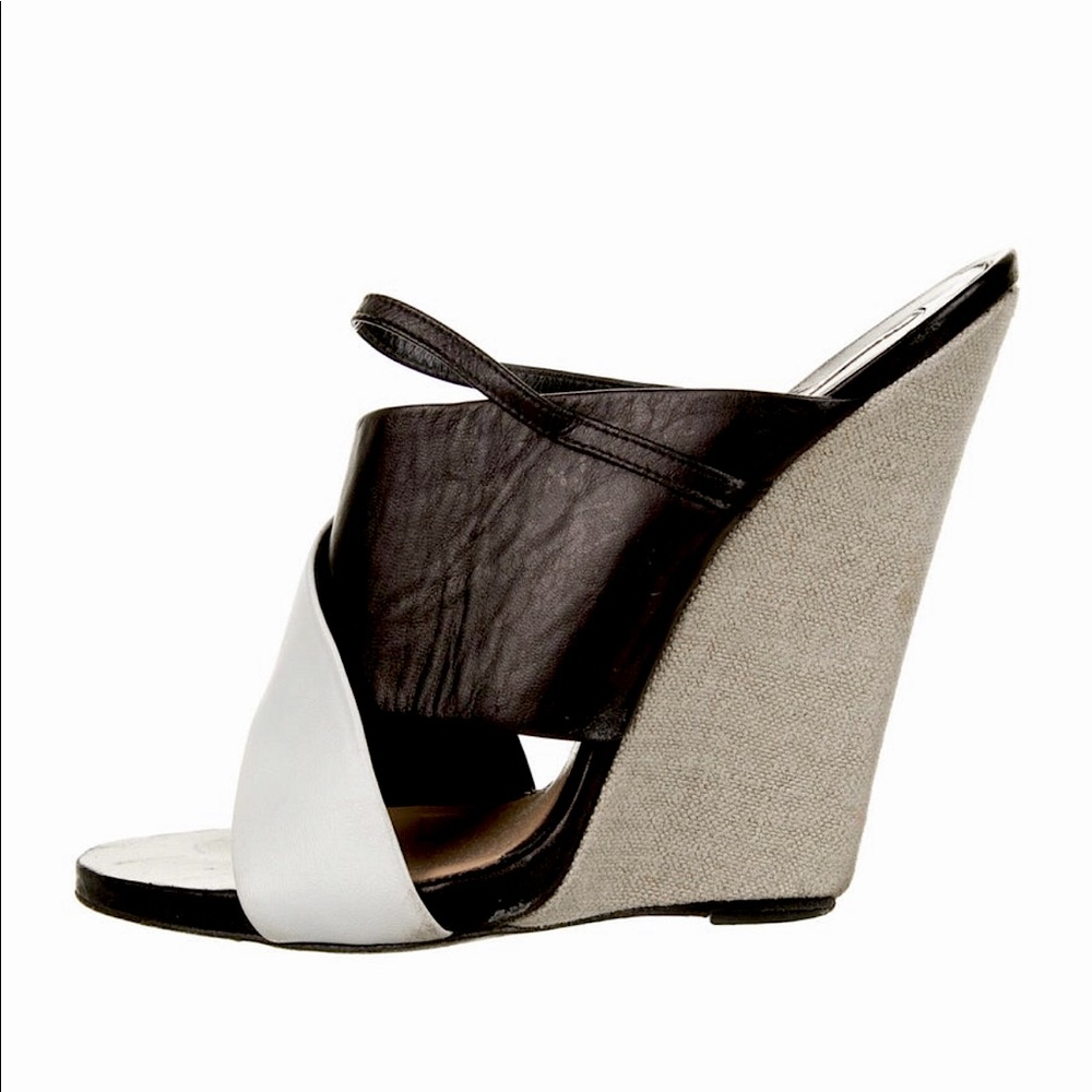 Narciso Rodriguez Wedge. Moving to France Sale!
